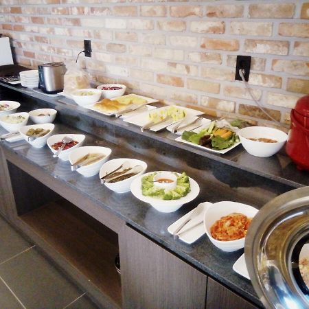Hotel 2.4 Сеул Екстер'єр фото