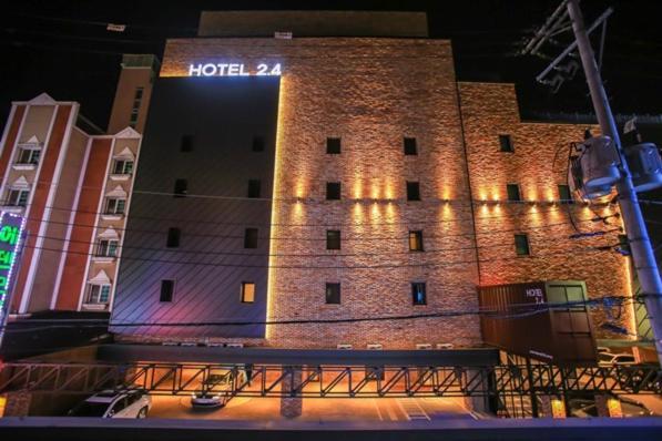 Hotel 2.4 Сеул Екстер'єр фото
