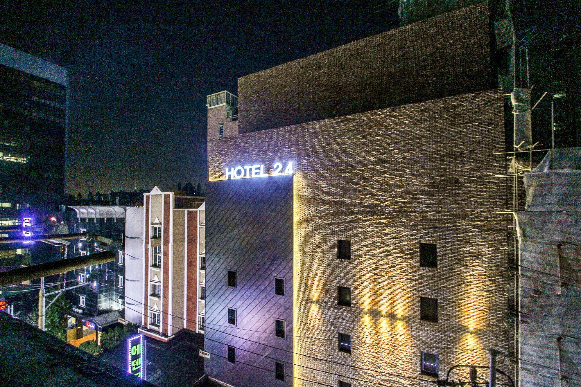 Hotel 2.4 Сеул Екстер'єр фото
