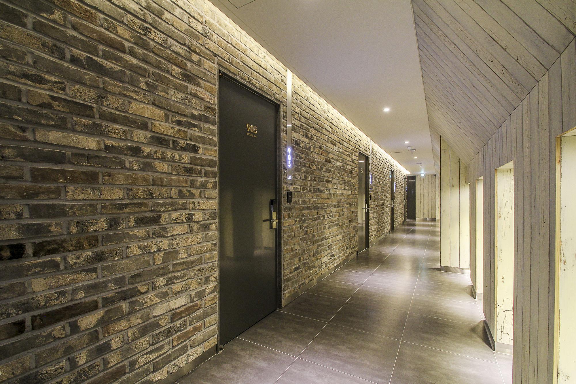 Hotel 2.4 Сеул Екстер'єр фото